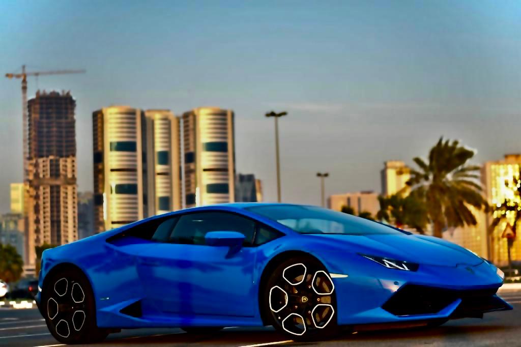 Lamborghini Huracan BLUE 2020 rental dubai