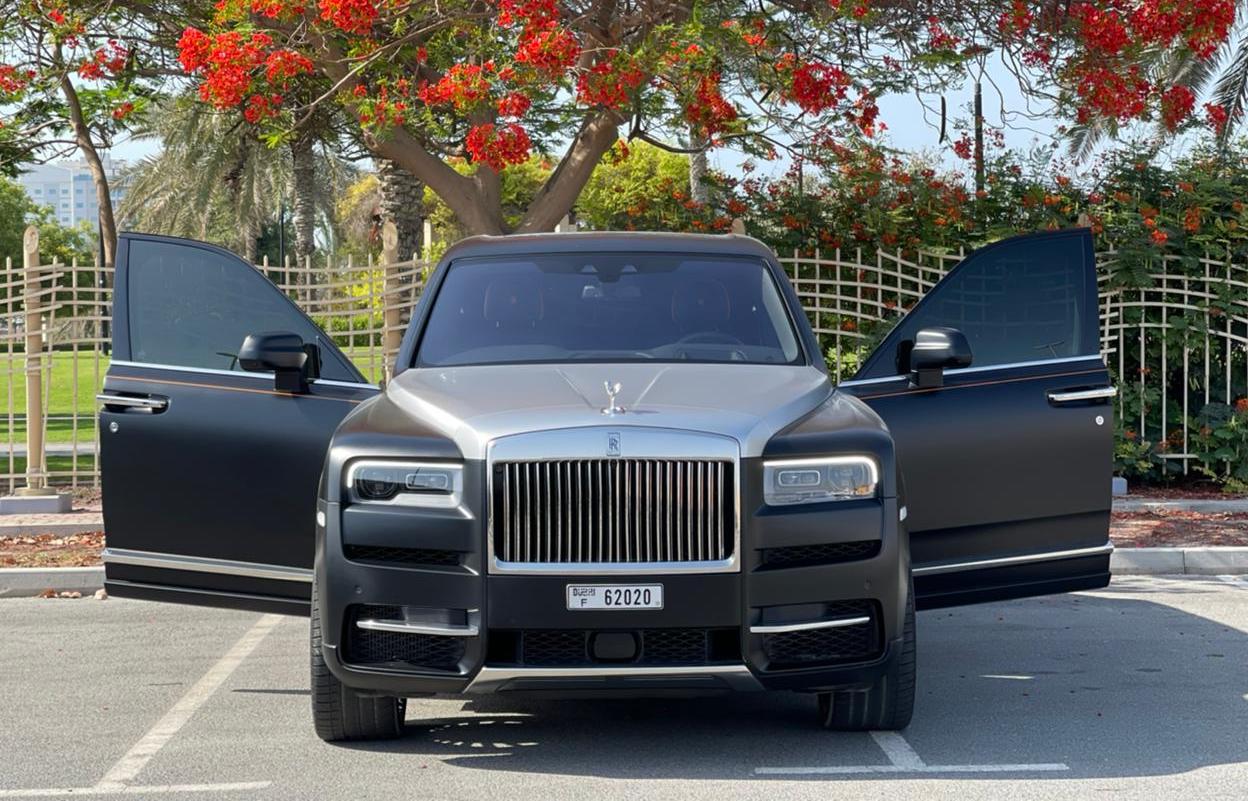 Rolls Royce Cullinan Limited  BLACK 2021 rental dubai