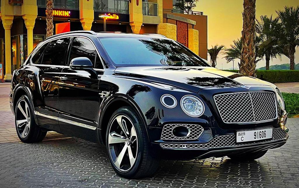 Bentley Bentayga BLACK 2020 rental dubai