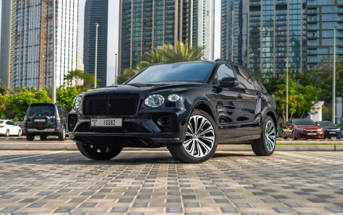 Bentley Bentayga BLACK 2023 rental dubai