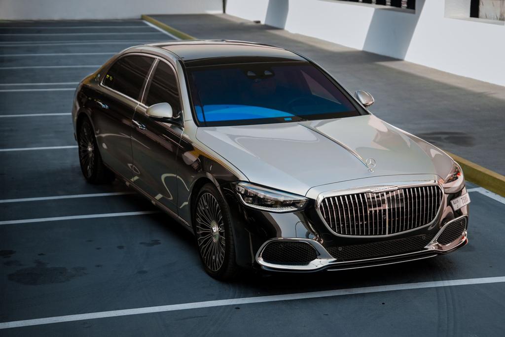 Mercedes Benz Maybach BLACK 2023 rental dubai
