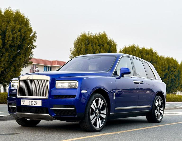 Rolls Royce Cullinan BLUE 2022 rental dubai
