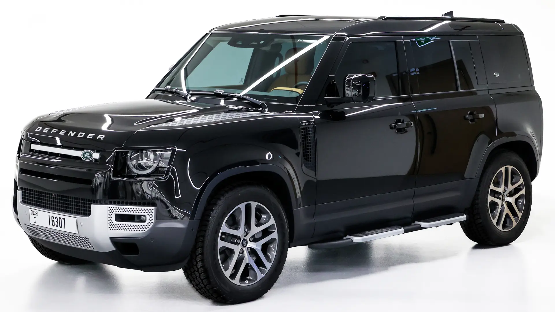 Range Rover Defender  2024 rental dubai