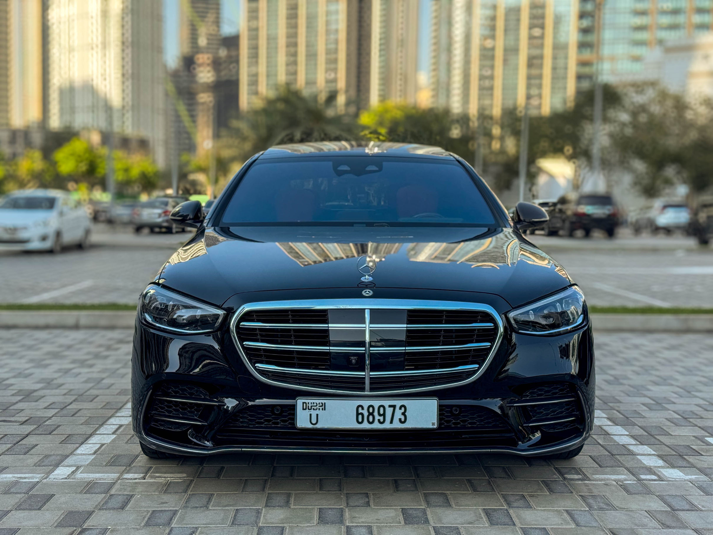 hire Mercedes-Benz S-Class S 580 Black in dubai