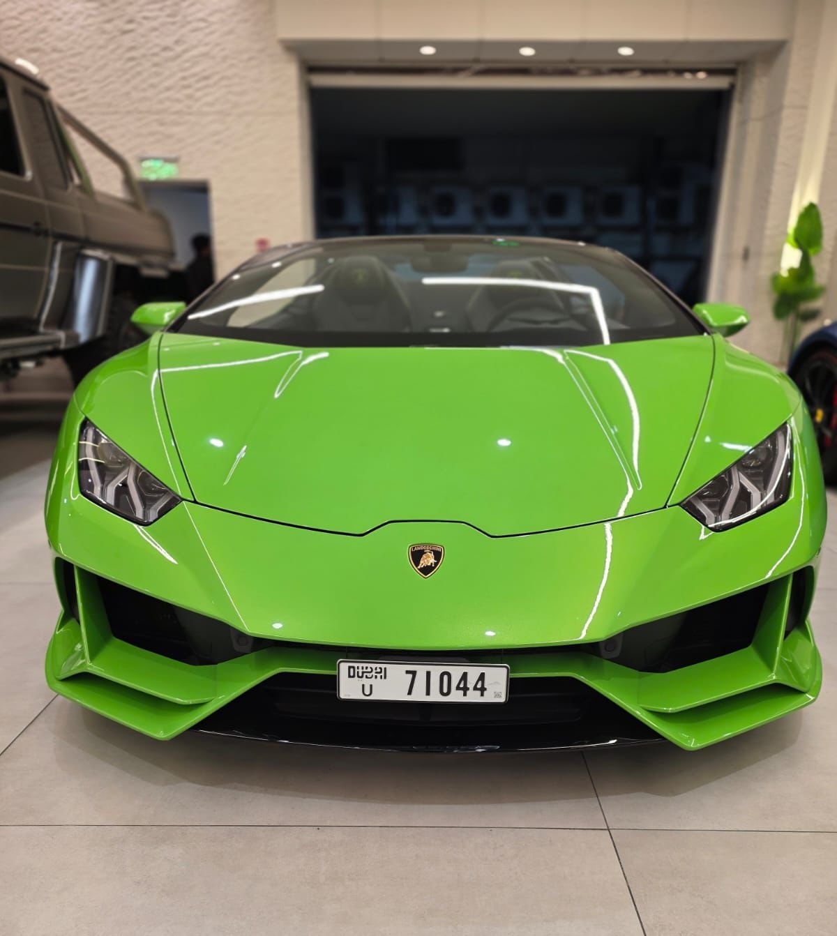 Lamborghini Huracan Evo Spyder Green  2024 rental dubai