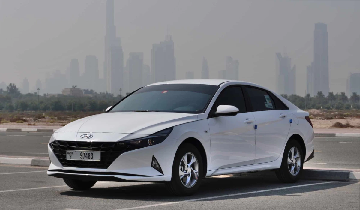 Hyundai Elantra WHITE 2022 rental dubai