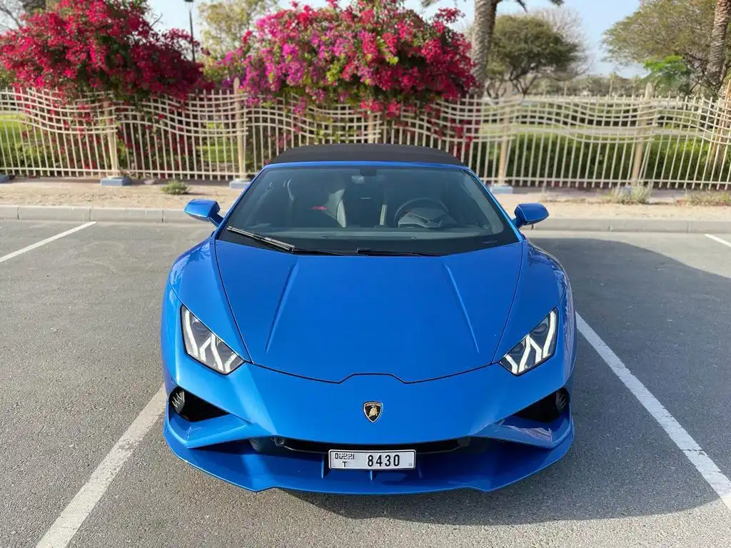 Lamborghini Huracan   2022 rental dubai