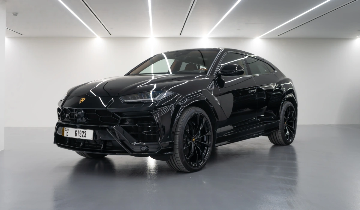 Lamborghini Urus BLACK 2022 rental dubai